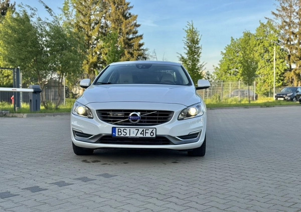 Volvo S60 cena 62000 przebieg: 177235, rok produkcji 2017 z Syców małe 407